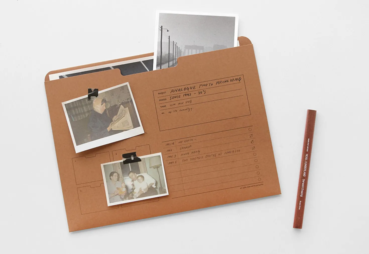 A4 Analogue Archiving Pocket Holder