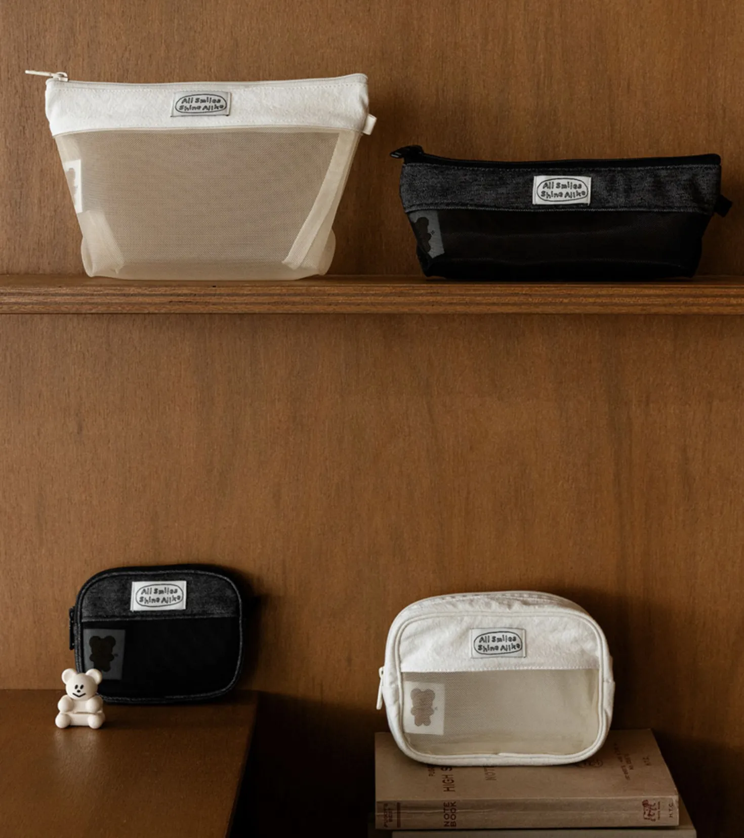 All Smiles Mesh Card Pouch