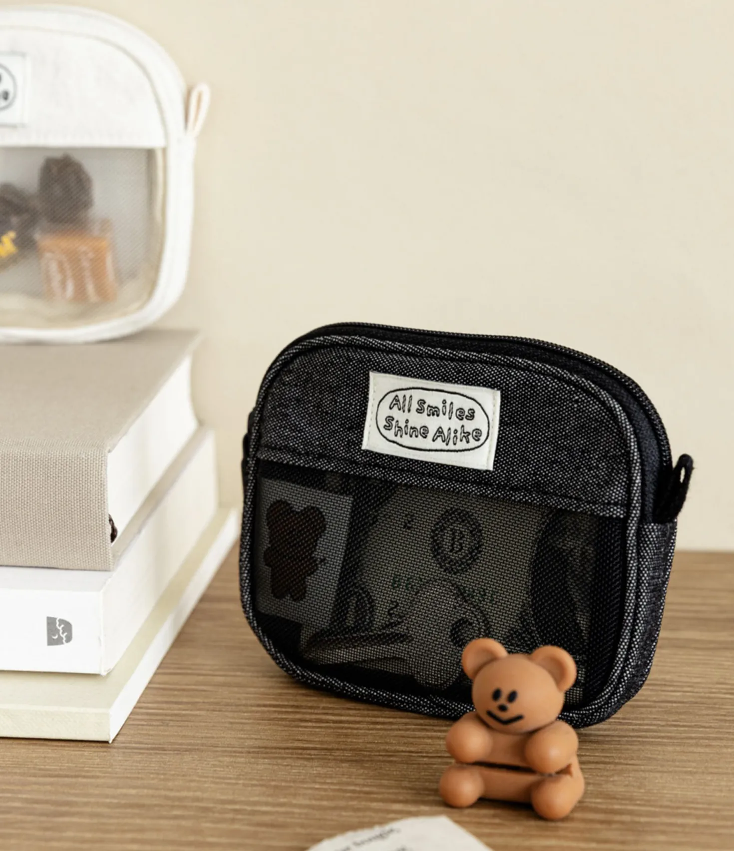 All Smiles Mesh Card Pouch