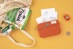 A Low Hill Basic Card Pouch