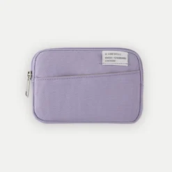 A Low Hill Basic Card Pouch