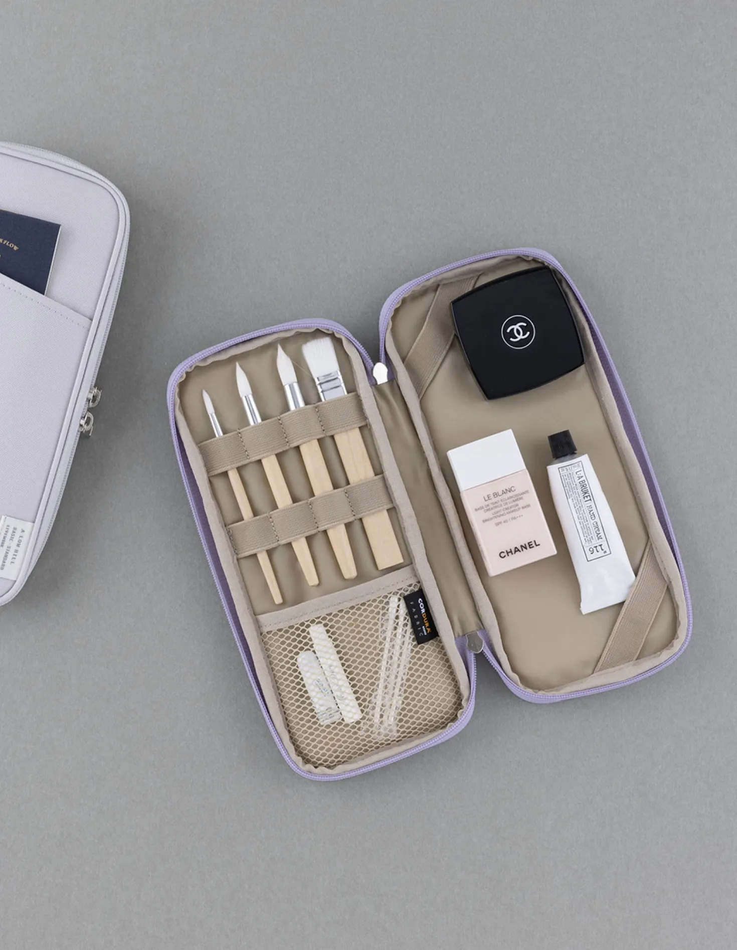A Low Hill Game Console Pouch