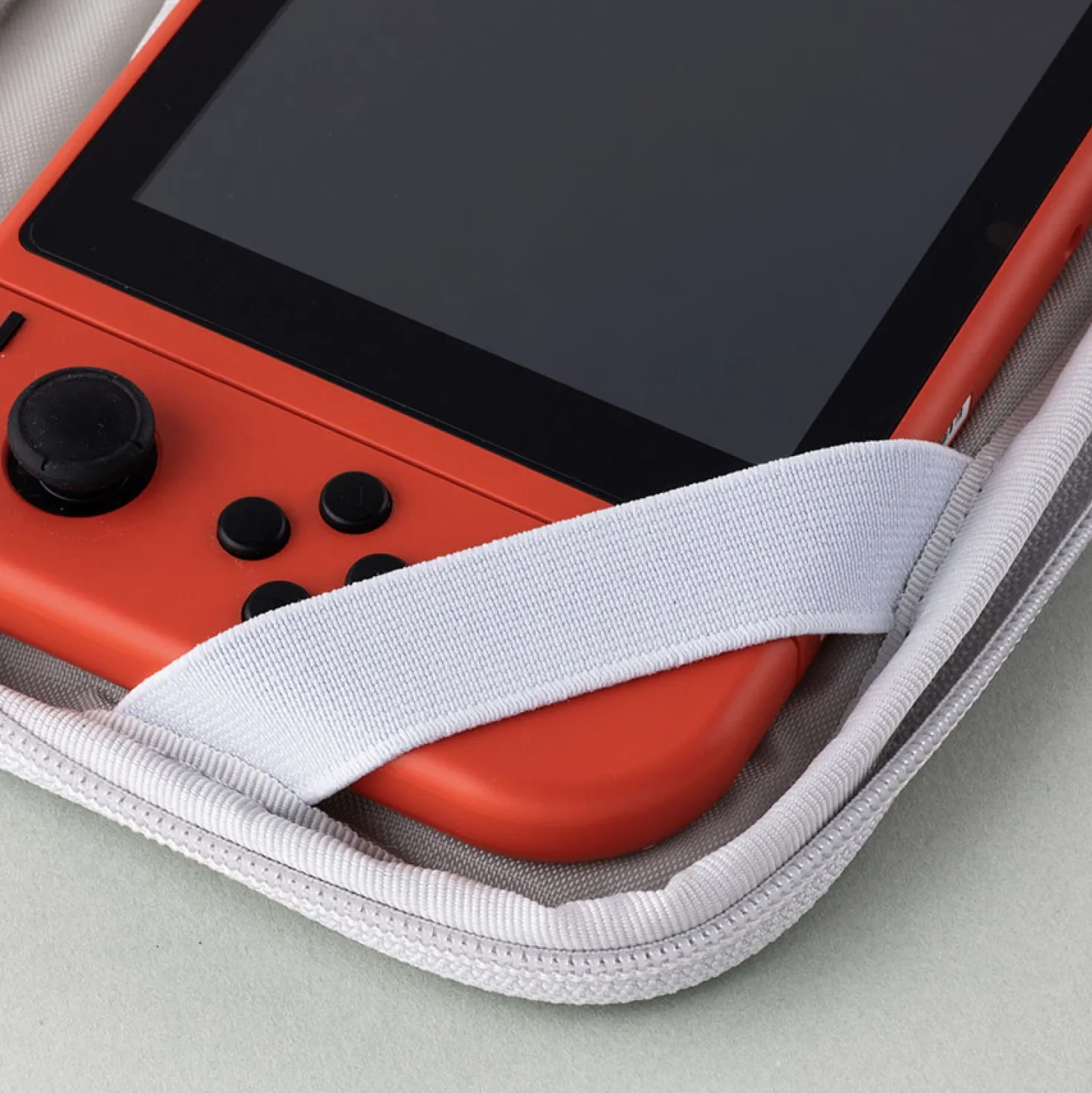 A Low Hill Game Console Pouch