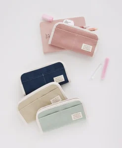 A Low Hill Stitch Pen Pouch