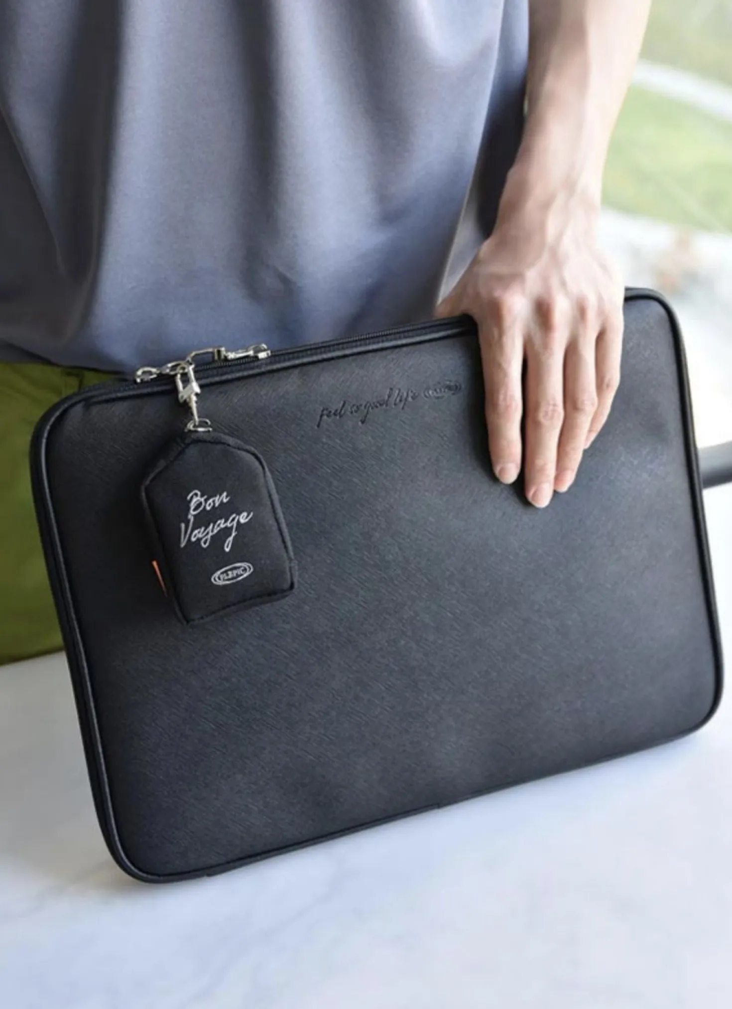 Bon Voyage 13 in. Laptop Pouch