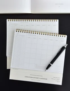 Bucket Book Tracker Calendar