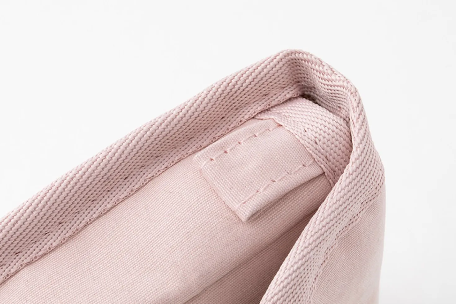 Button Earphone Pouch