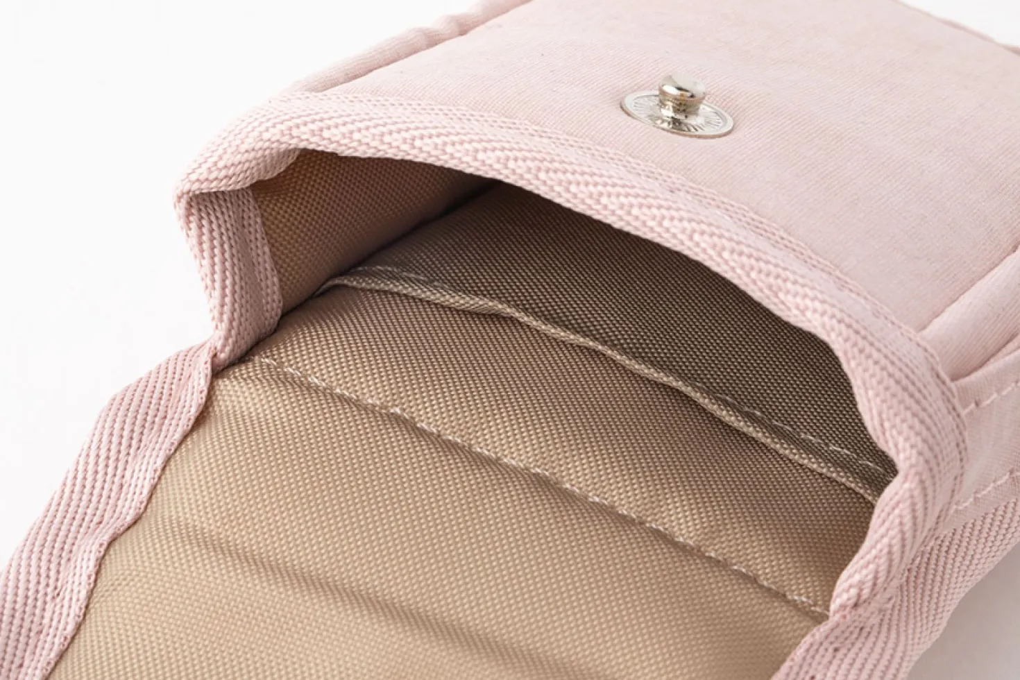 Button Earphone Pouch