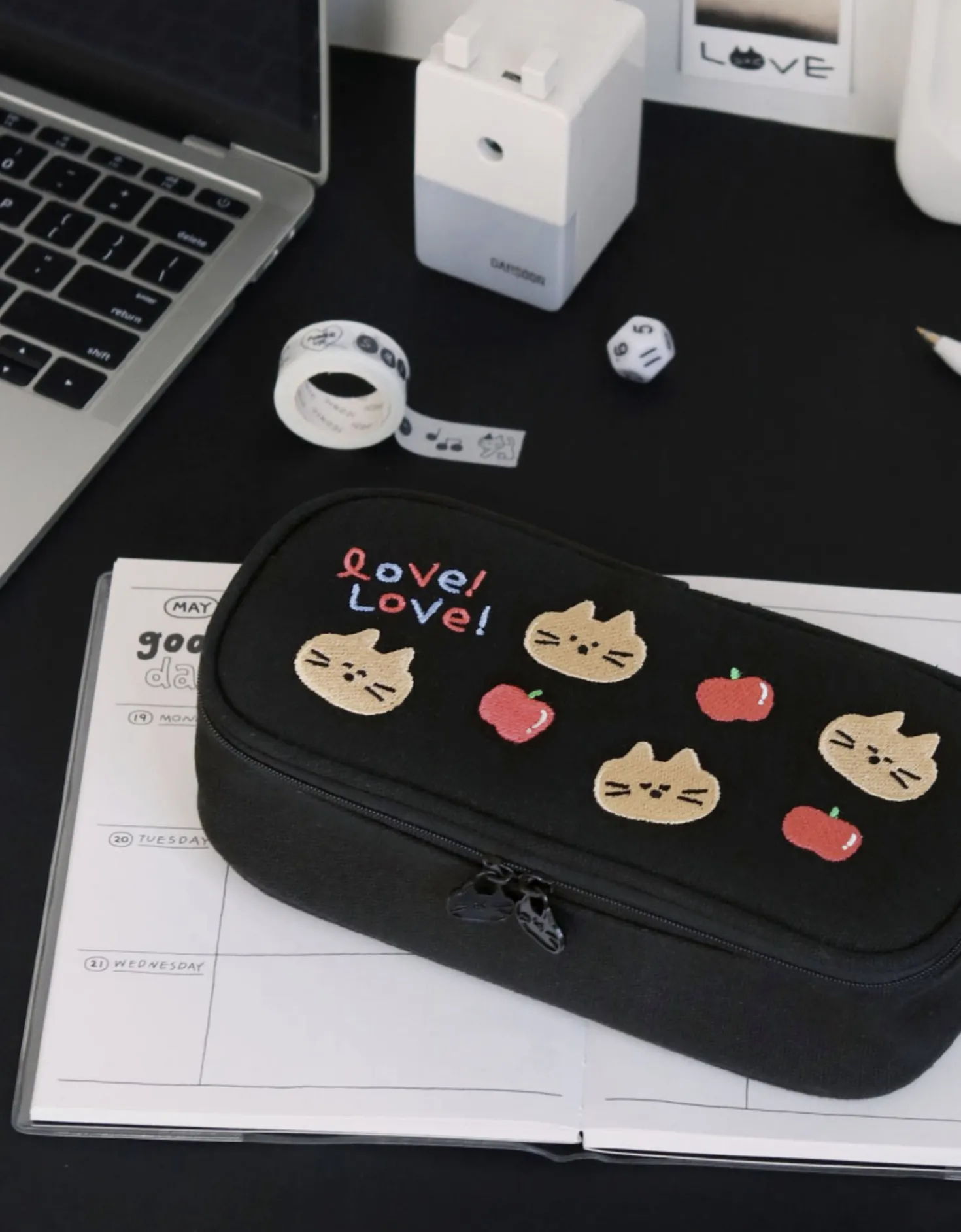Cat Doodle Pen Pouch