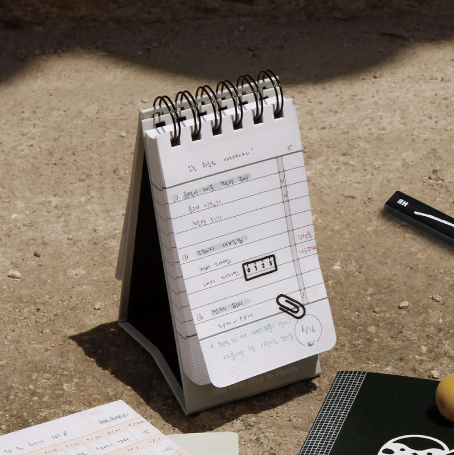 Checklist Spiral Standing Notebook