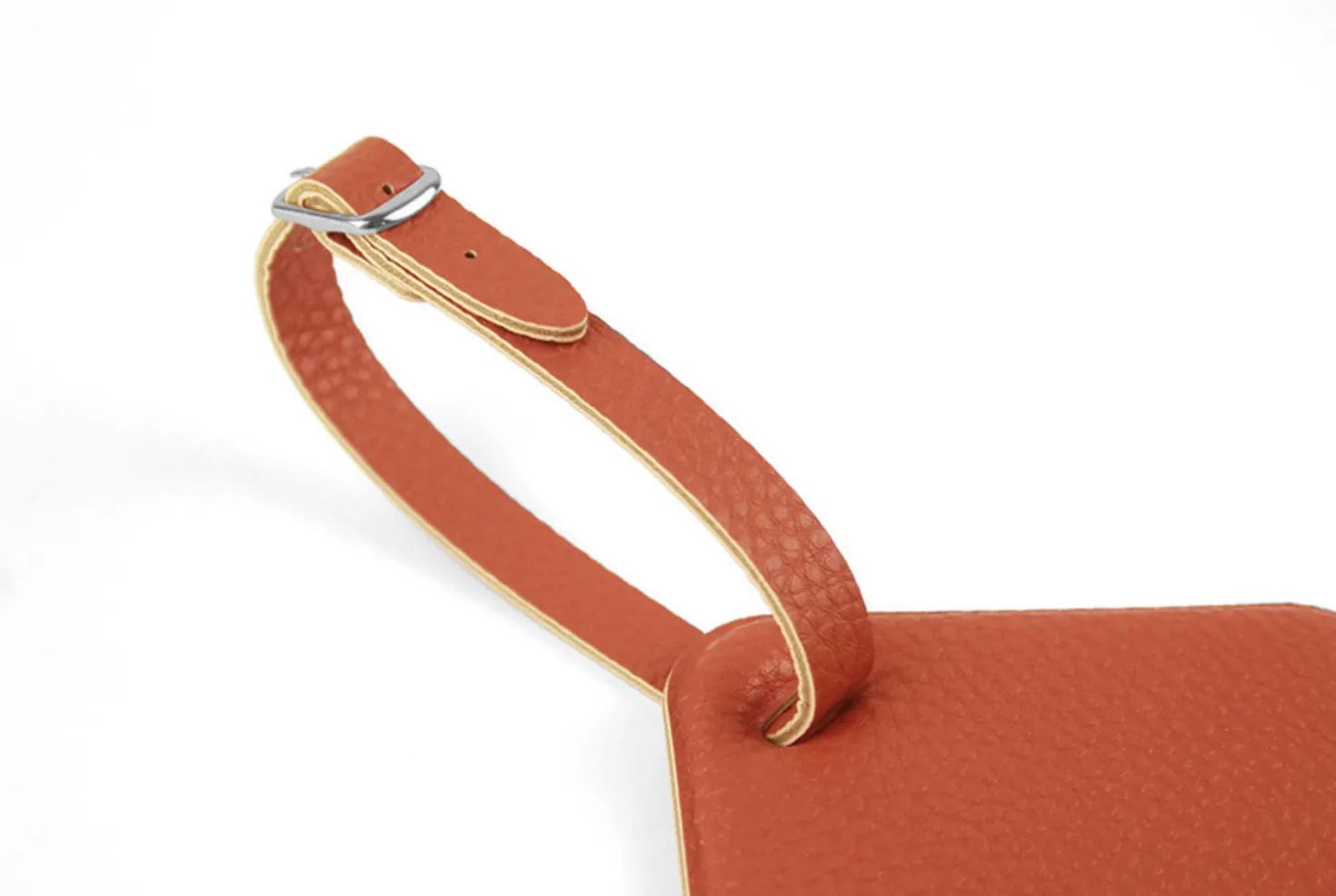 Classic Belted Luggage Tag