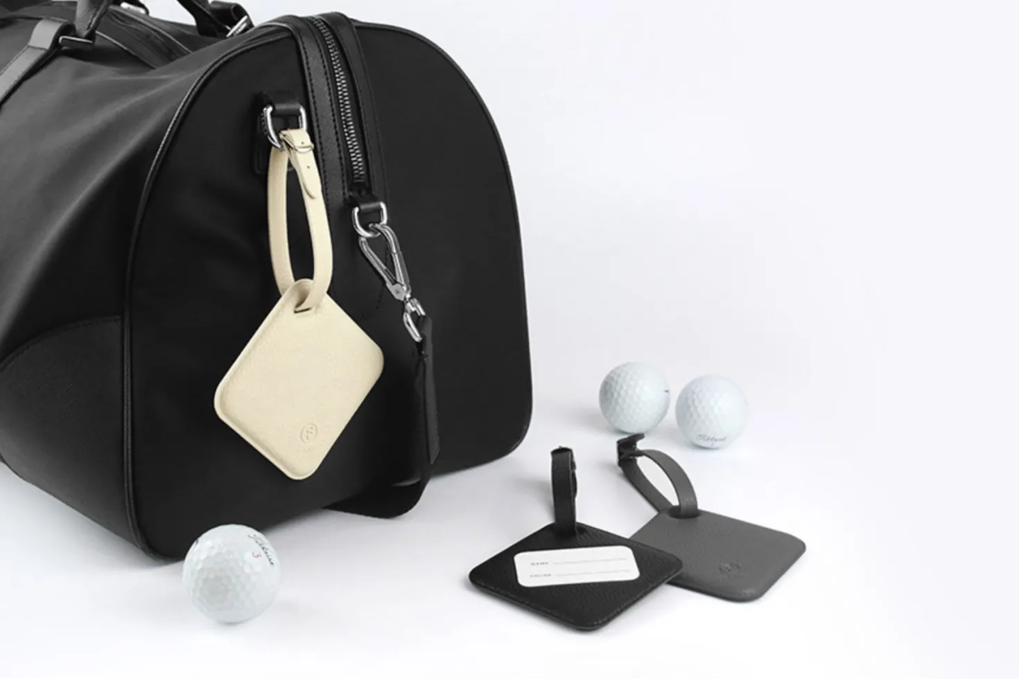 Classic Belted Luggage Tag