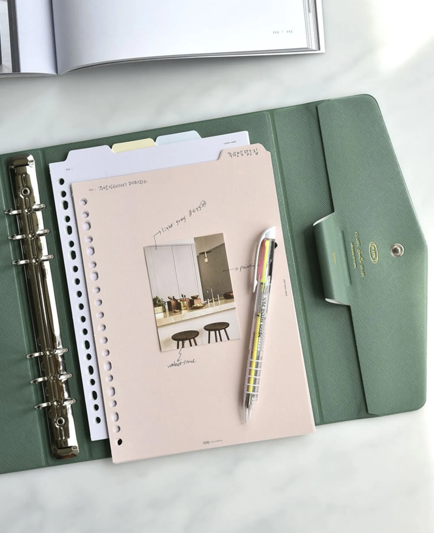 Classy Gentle 6 Ring A5 Binder