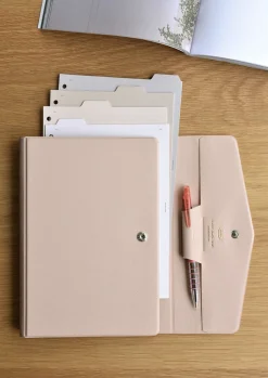 Classy Gentle 20 Ring A5 Binder Clutch