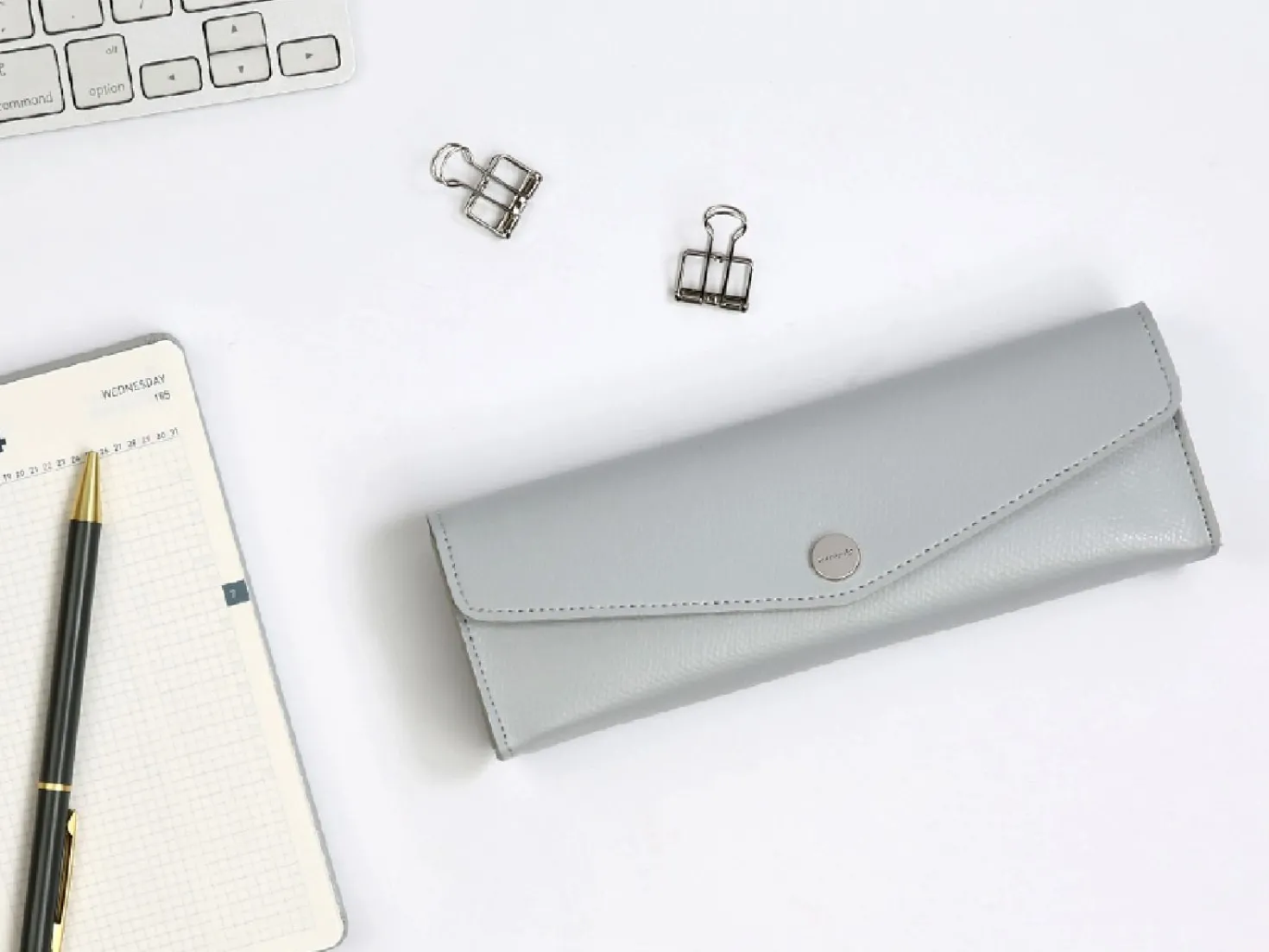 Classy Snap Pocket Pouch