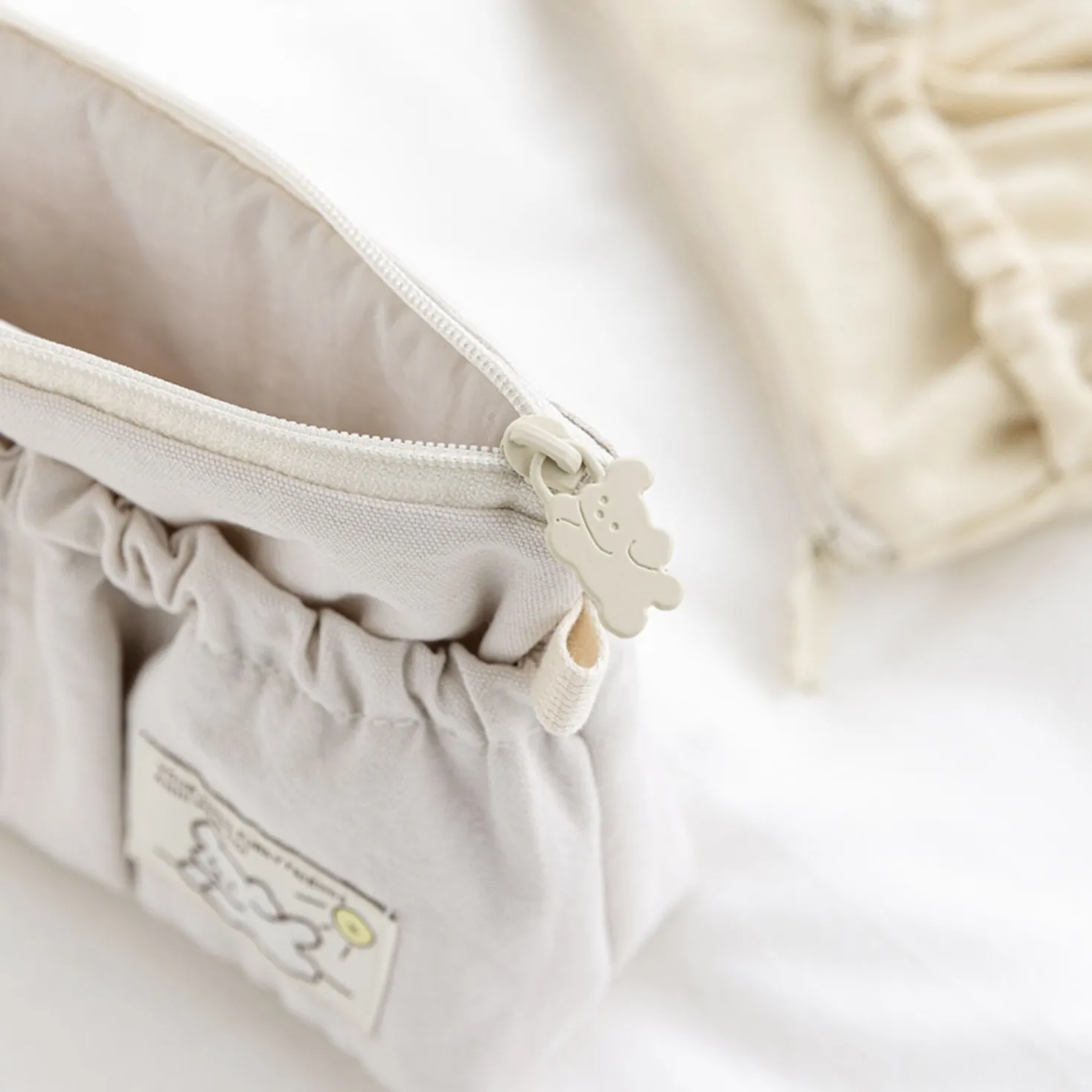 Coi Puppy String Pocket Pen Pouch
