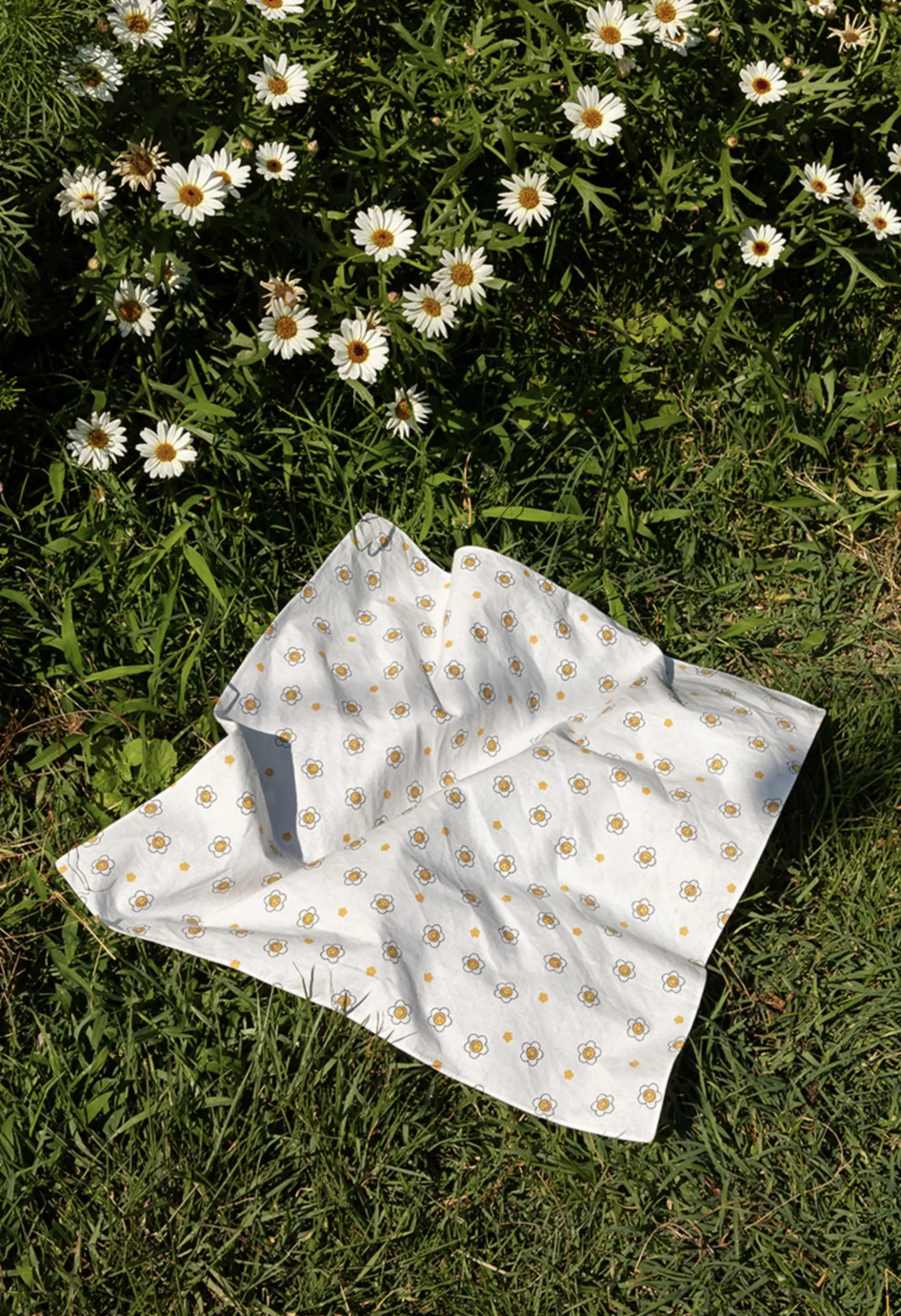 Dailylike Handkerchief v1