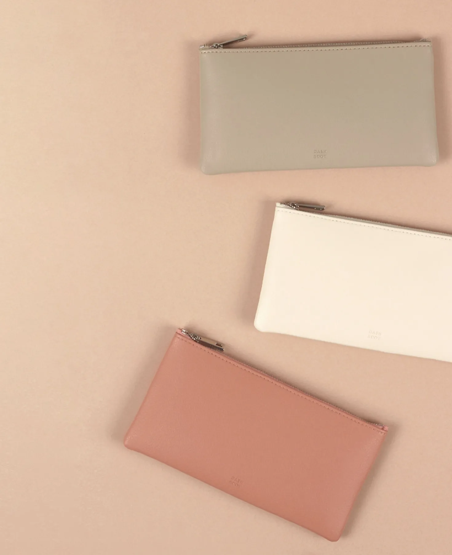 Dash and Dot Slim Pouch