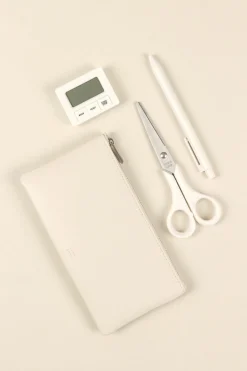 Dash and Dot Slim Pouch