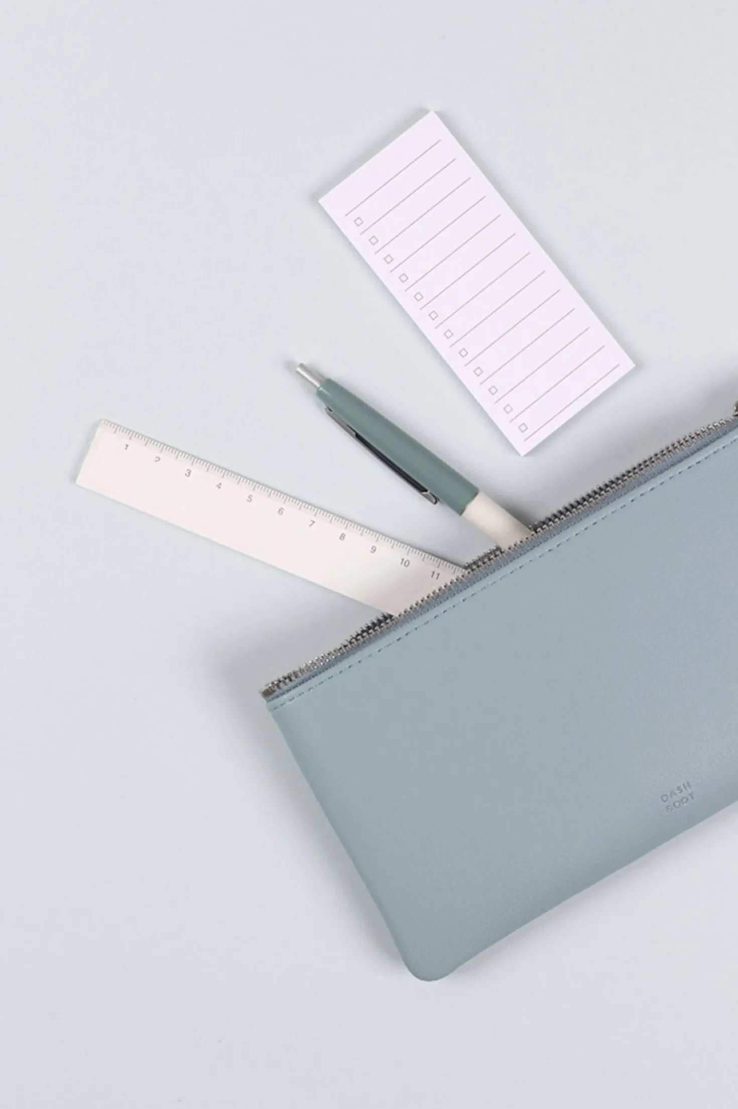 Dash and Dot Slim Pouch