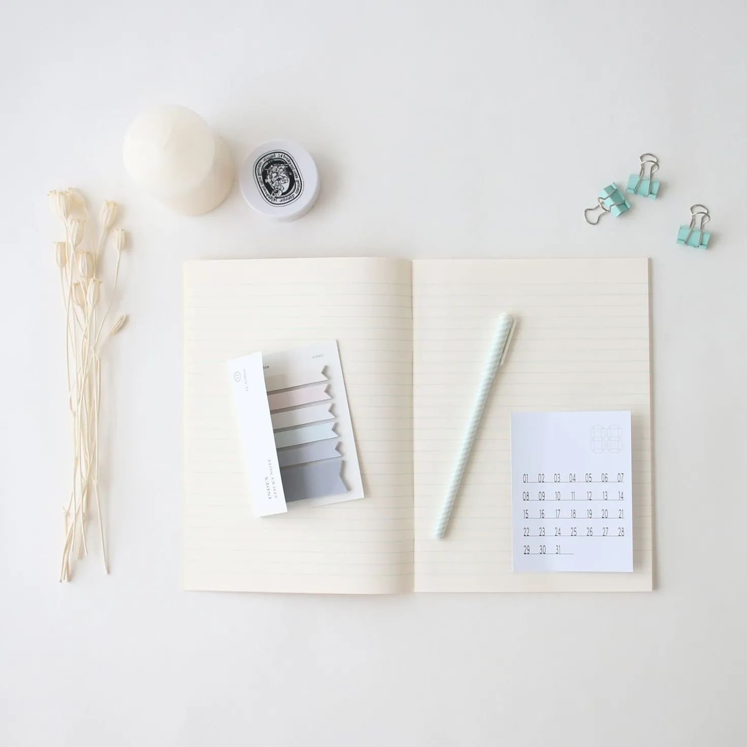 Dateless Calendar Sticky Note