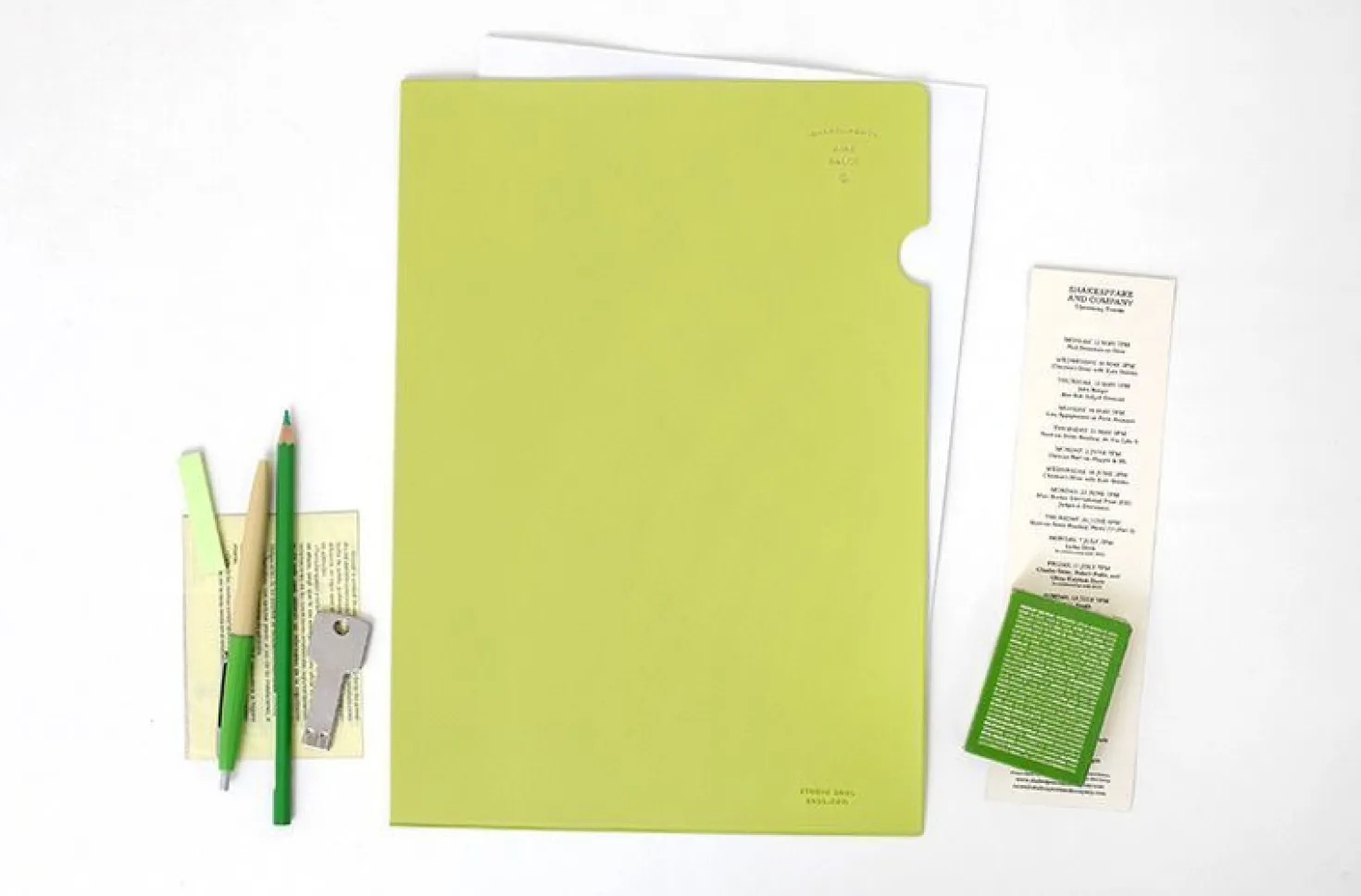 Diariamente File Holder