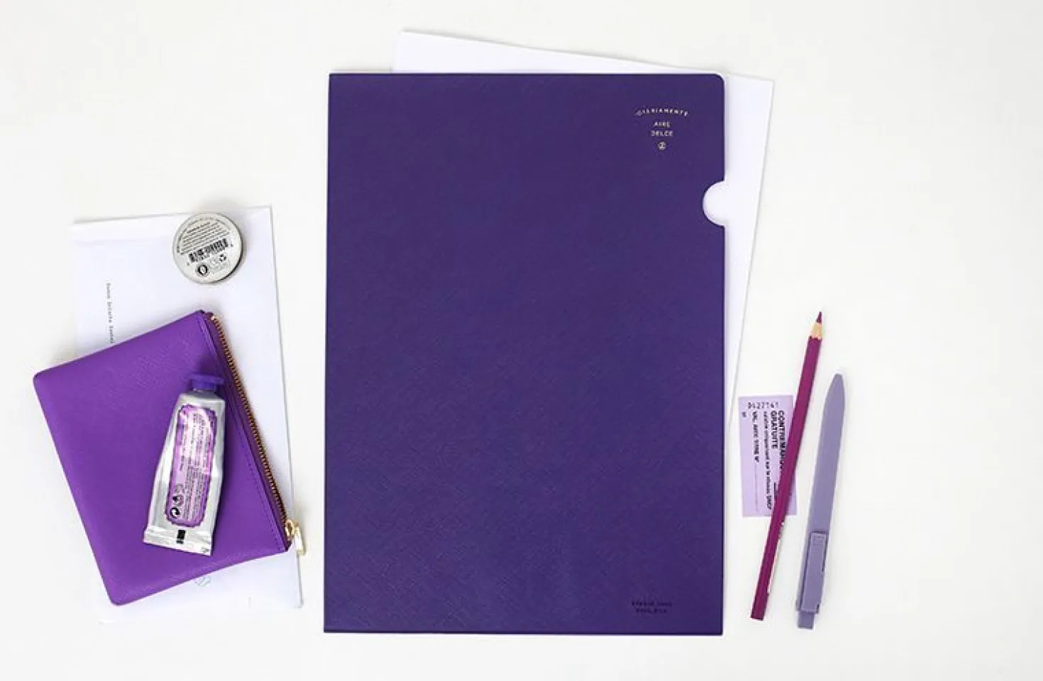 Diariamente File Holder