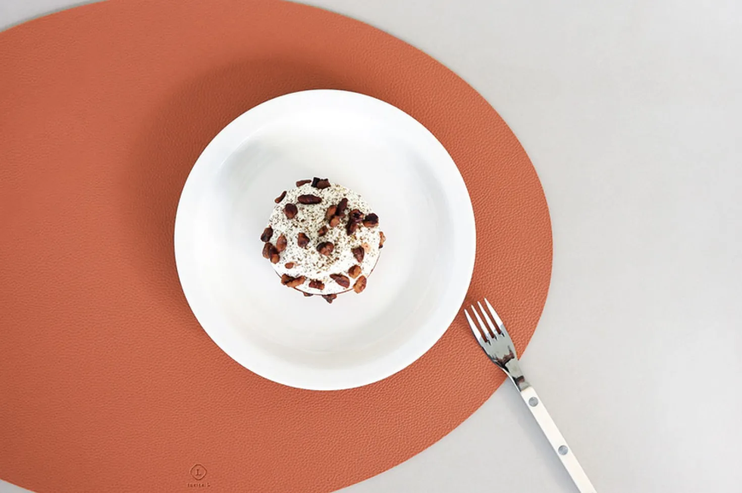 Ellipse Edge Leather Dining Placemat
