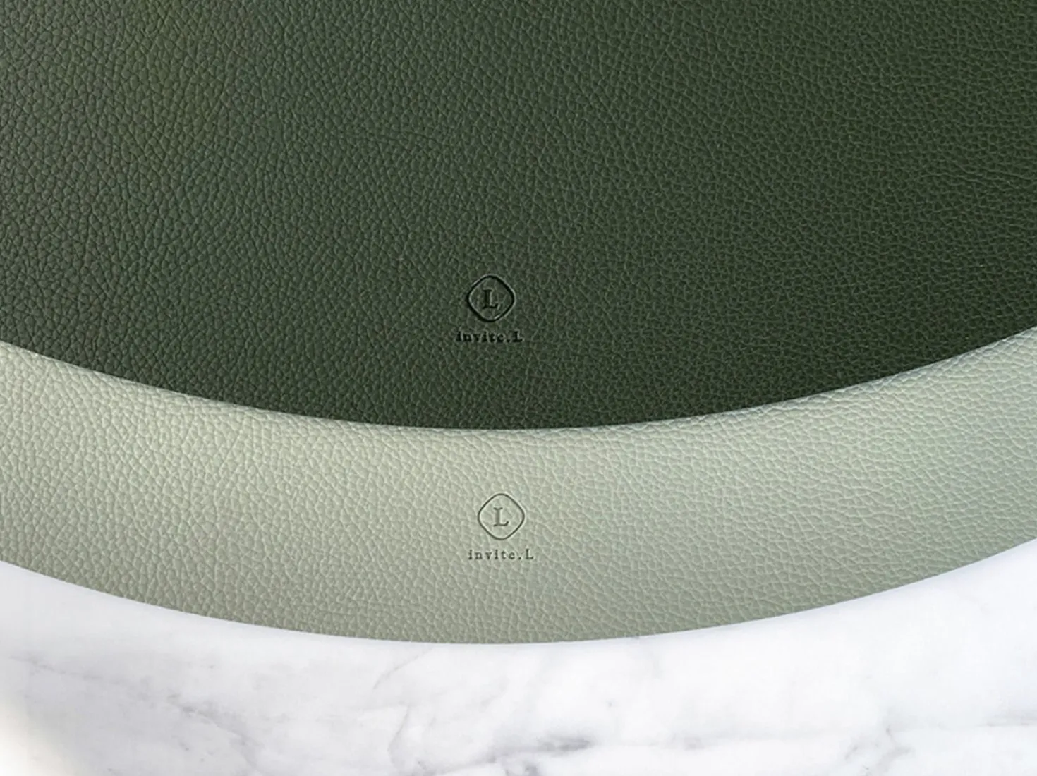 Ellipse Edge Leather Dining Placemat