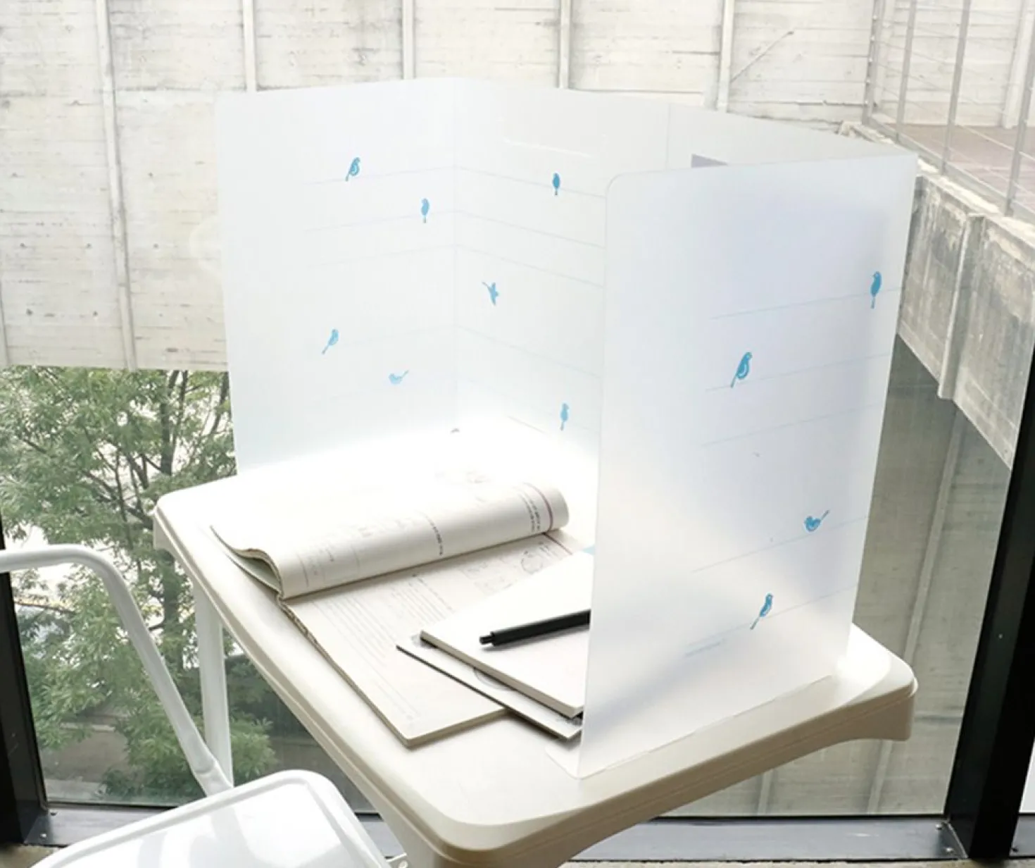 Foldable Desk Partition