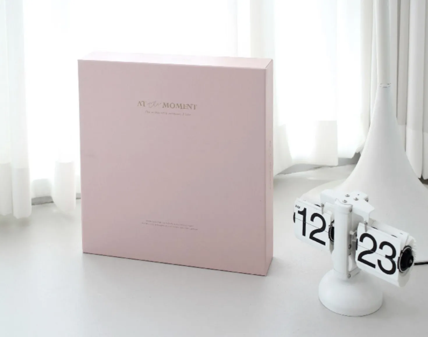 Giant At the Moment 4 Ring Binder Photo Album