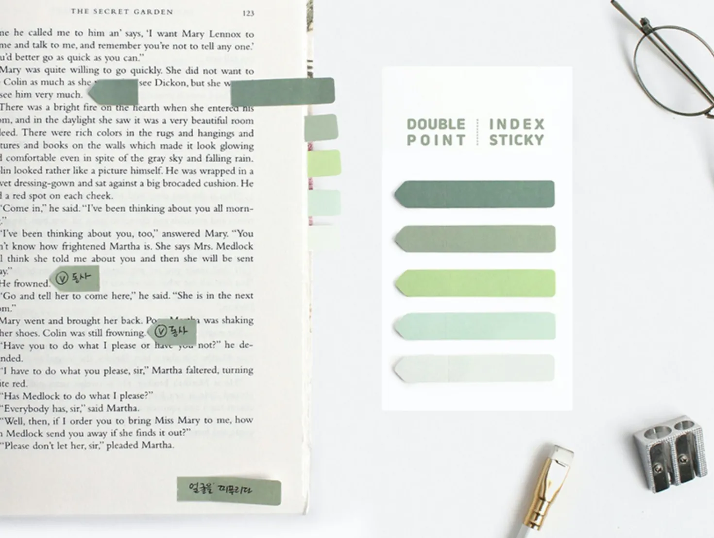 Gradient Double Point Index Sticky Note