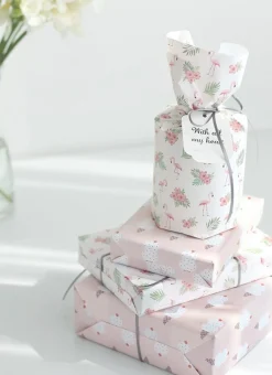Iconic Gift Wrapping Paper Set v2