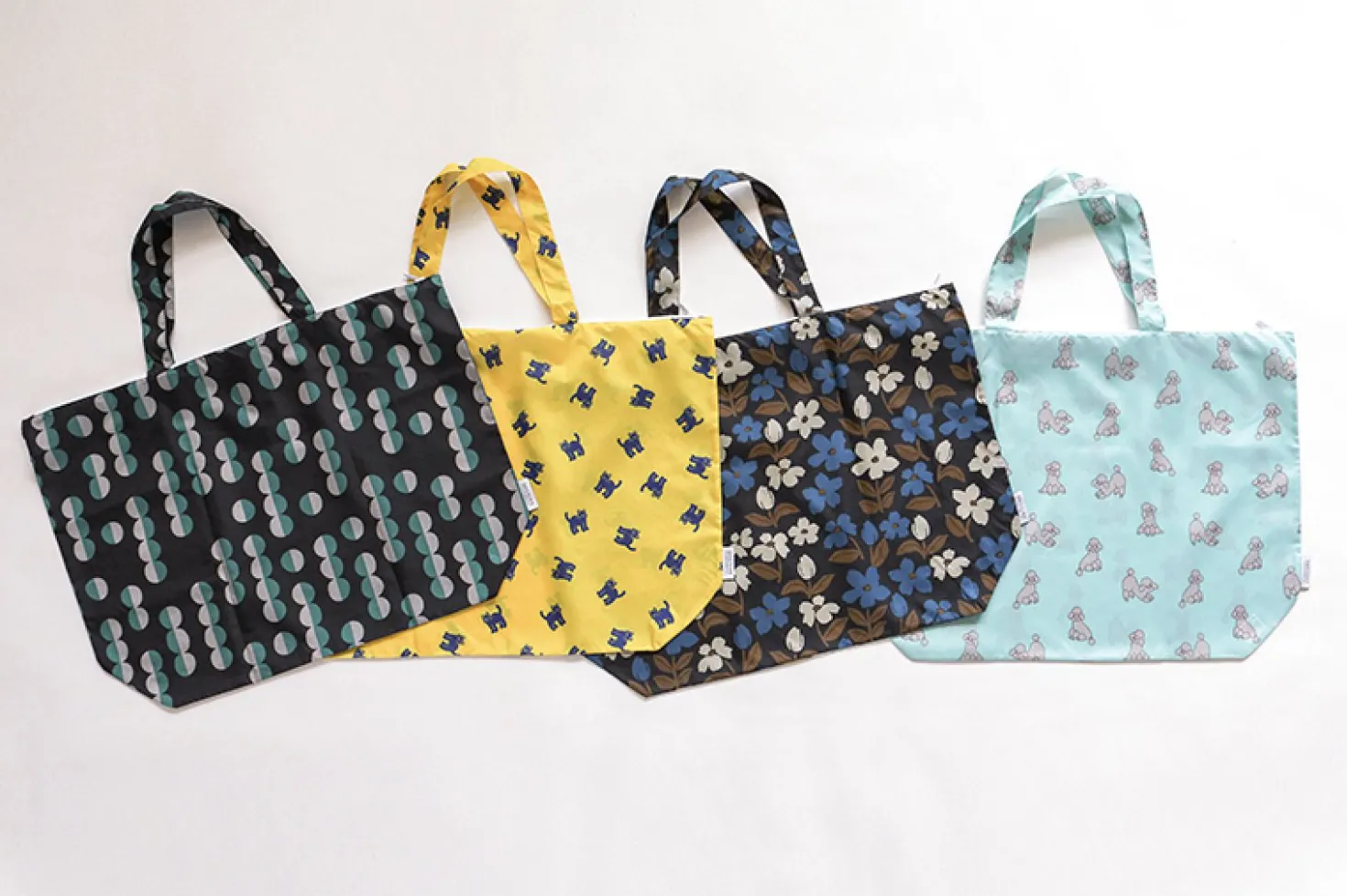 Jumbo Pattern Lightweight Shoulder Bag