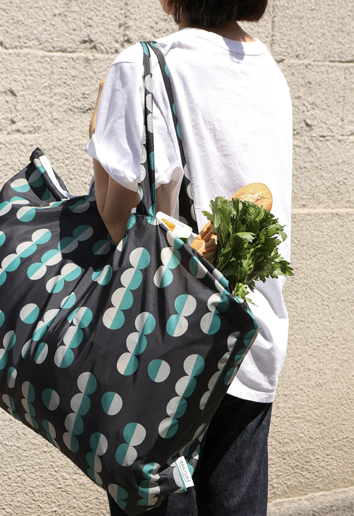 Jumbo Pattern Lightweight Shoulder Bag