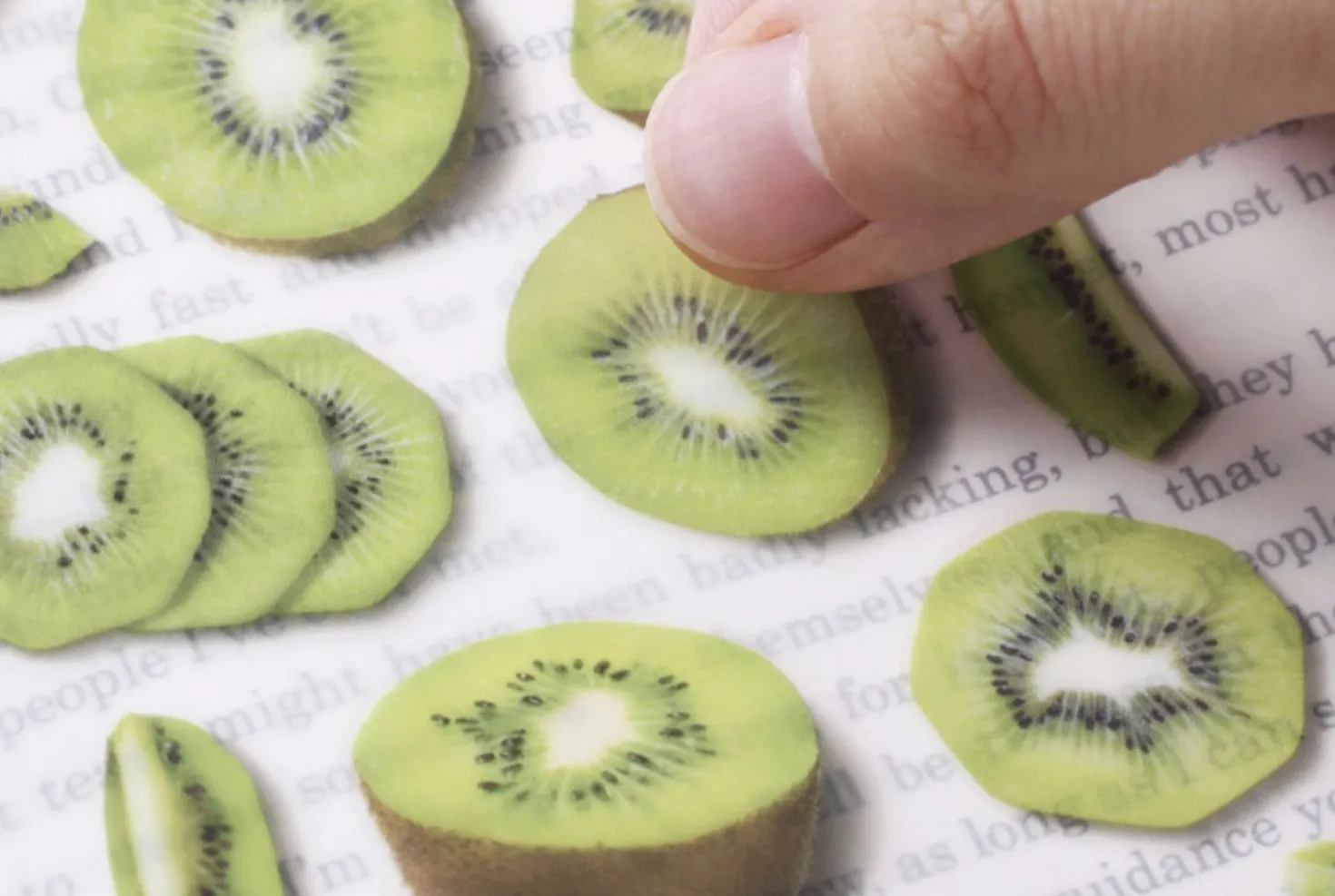 Kiwi Pressed Fruit Sticker