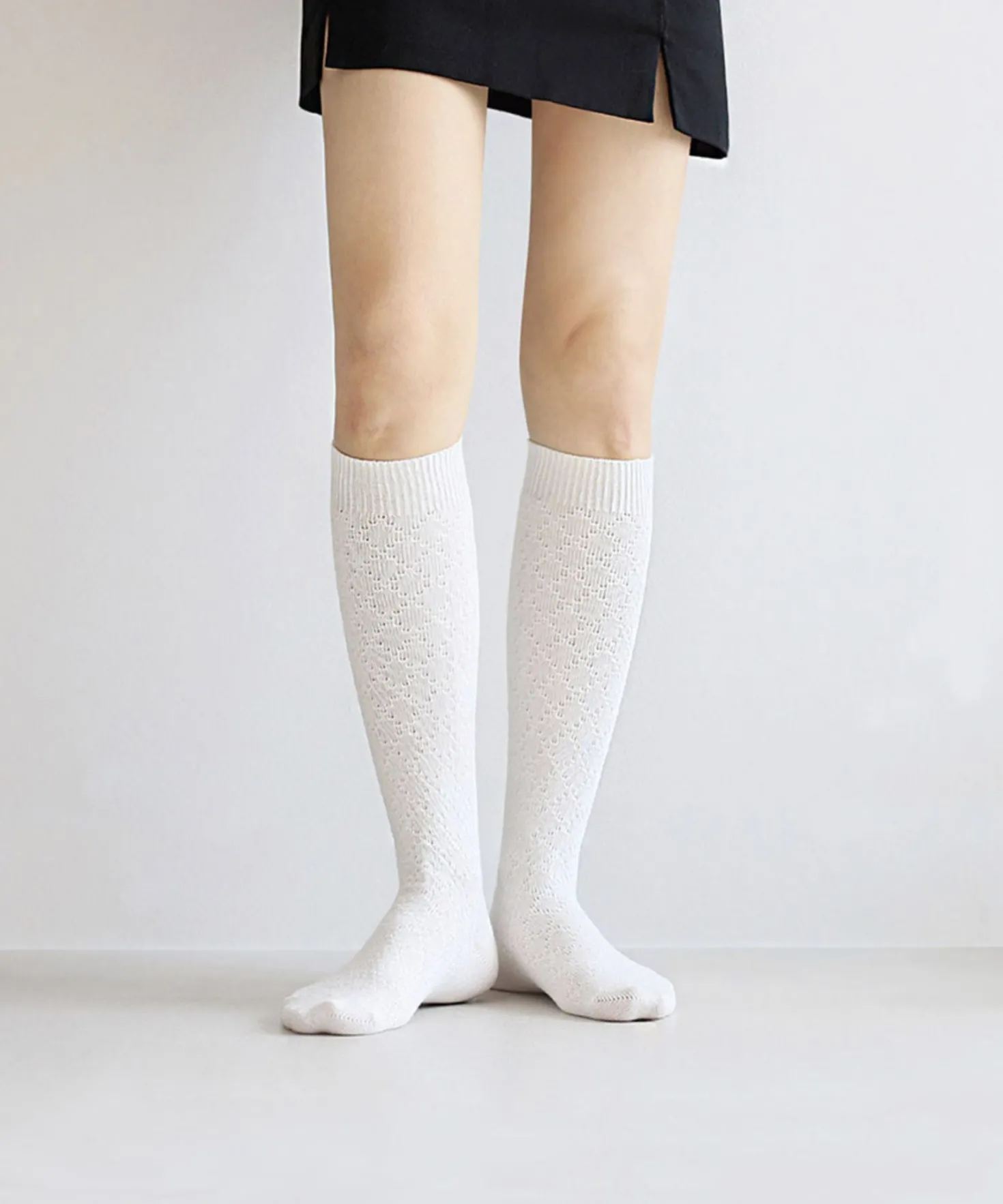 Knit Mesh Knee-high Women Socks