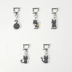Lana Cat Pose Acrylic Key Ring