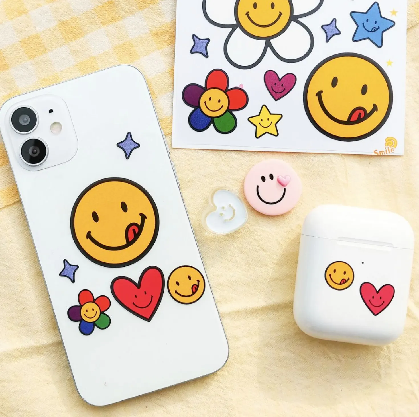 Large Smile Point Sticker
