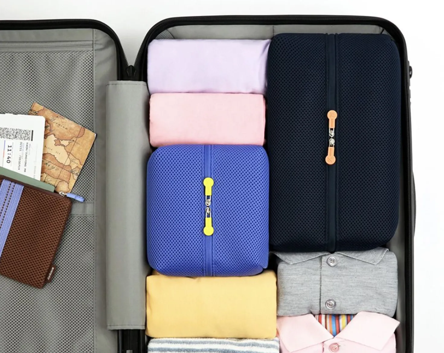 Large Trunk Mesh Pouch