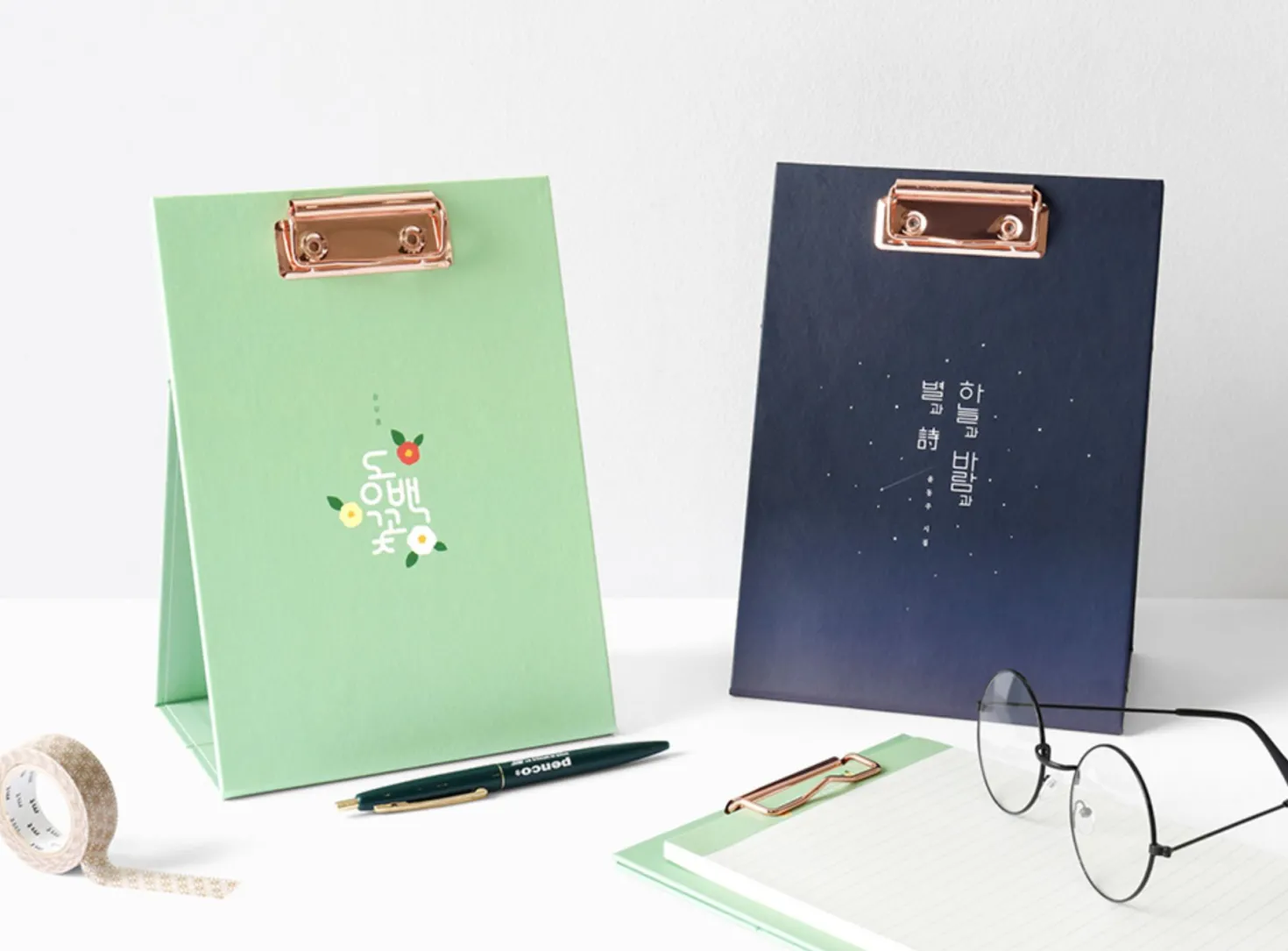 Literature A5 Standing Clipboard