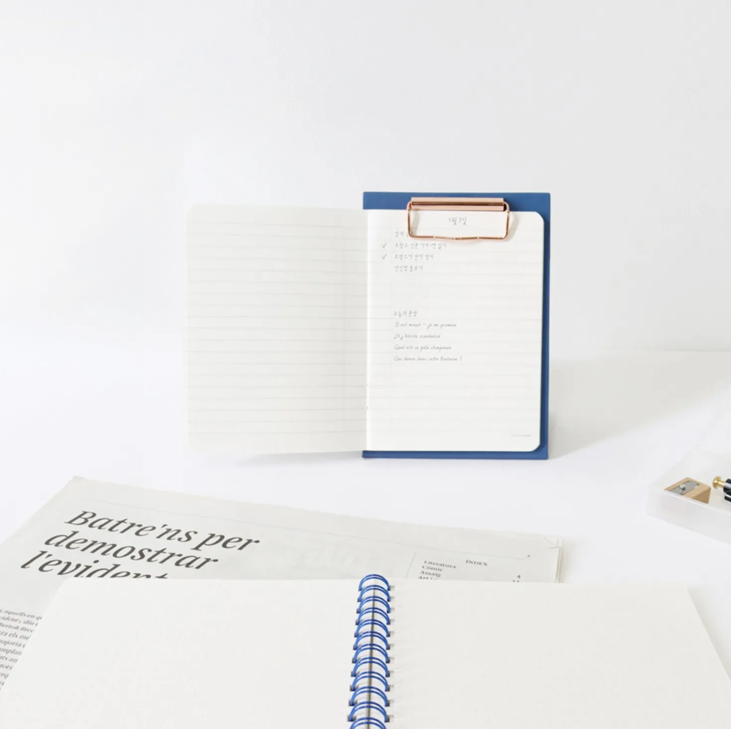 Literature A6 Standing Clipboard