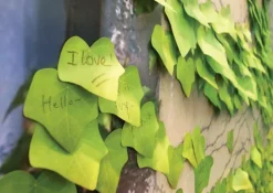 Medium Ivy Leaf Sticky Note