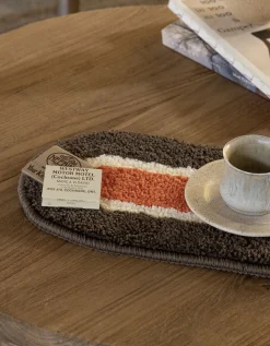 Medium Life & Pieces Point Rug