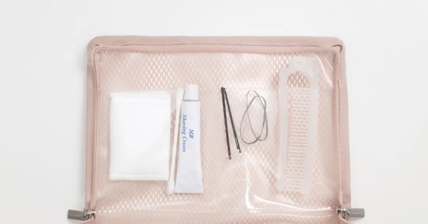 Medium Travelus Cube Mesh Pouch