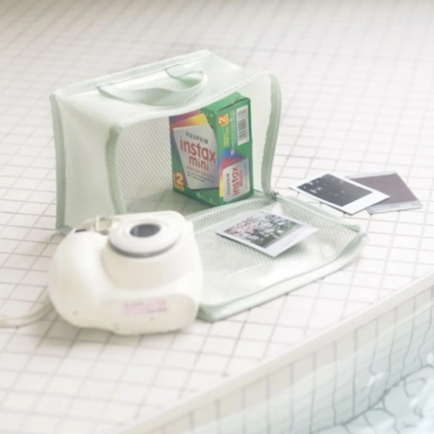 Medium Travelus Cube Mesh Pouch