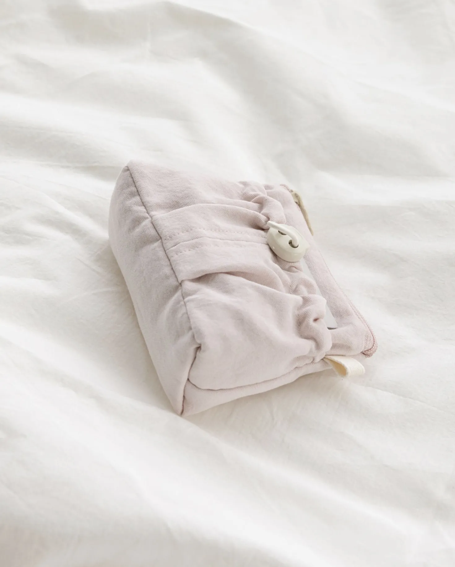 Mini Coi Puppy String Pocket Pouch