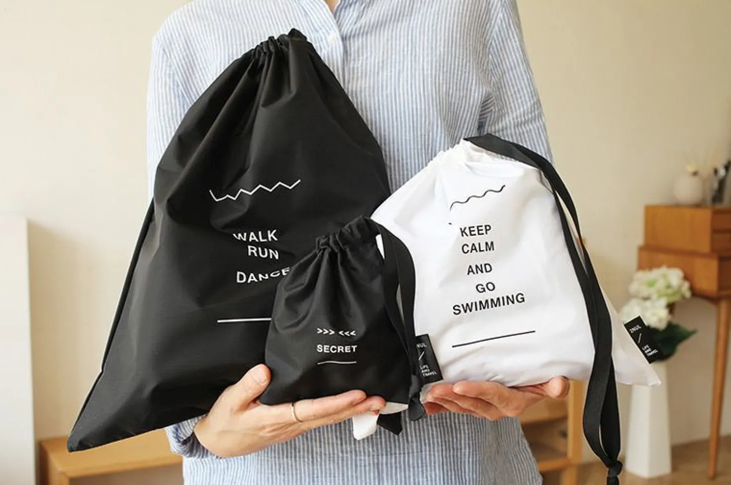 Mini Secret Pouch
