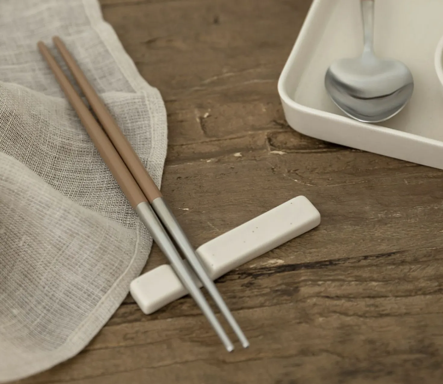 Modern Slim Chopstick Rest