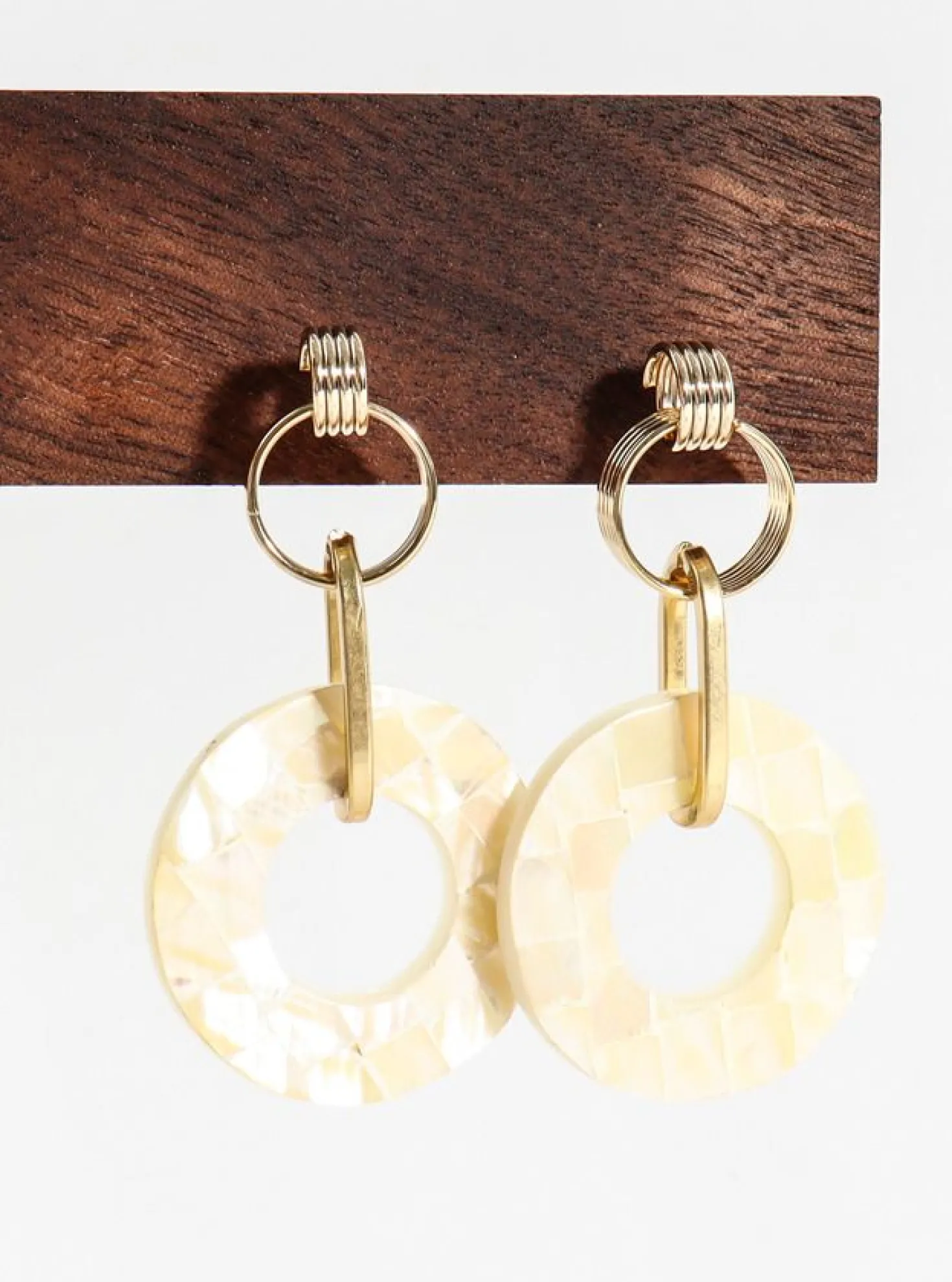 Mother of Pearl Ring Earrings v1